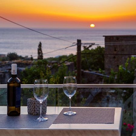 Tzouganos Villa Sfinarion Екстер'єр фото