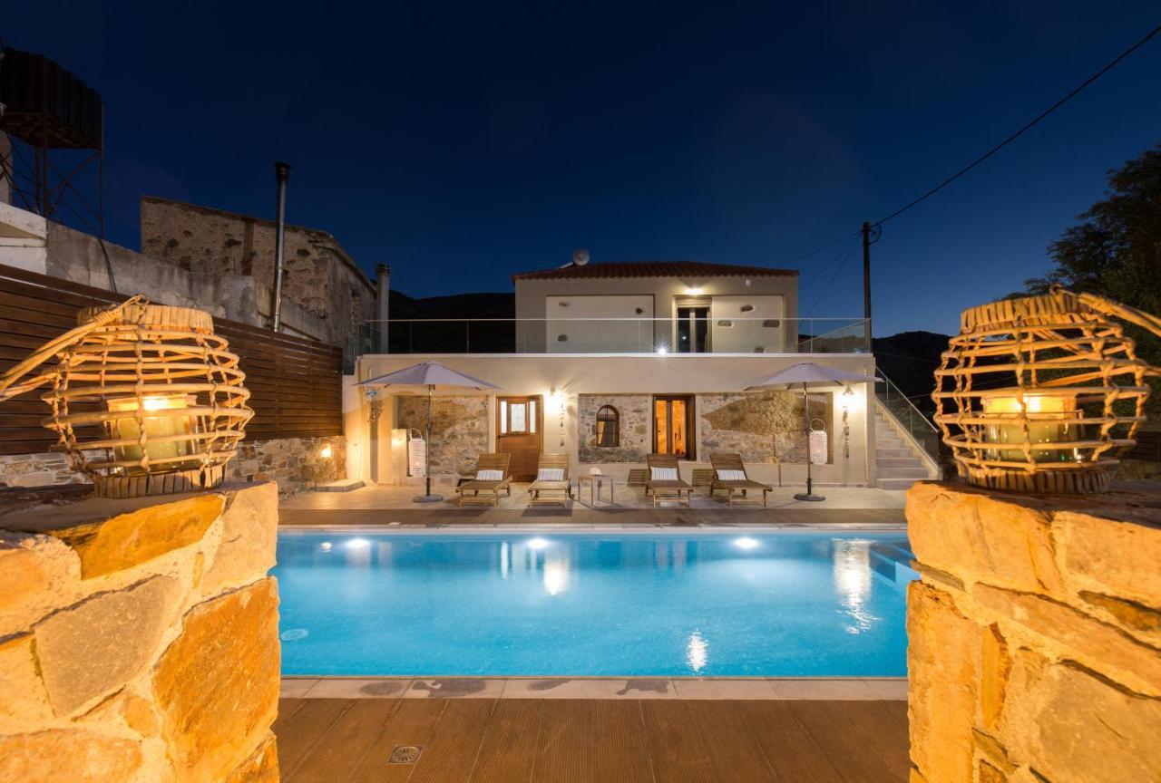 Tzouganos Villa Sfinarion Екстер'єр фото